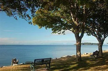 Hotel Sechelt Inn