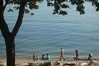 Sechelt Inn 2*,  Canada