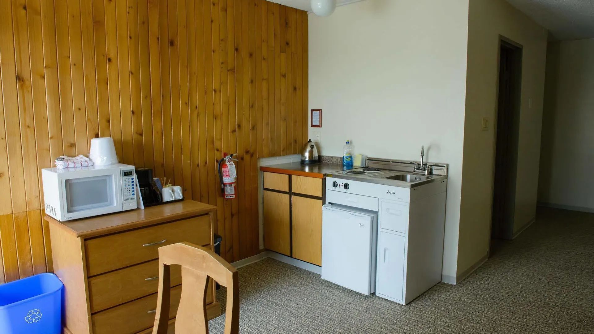 Hotel Sechelt Inn