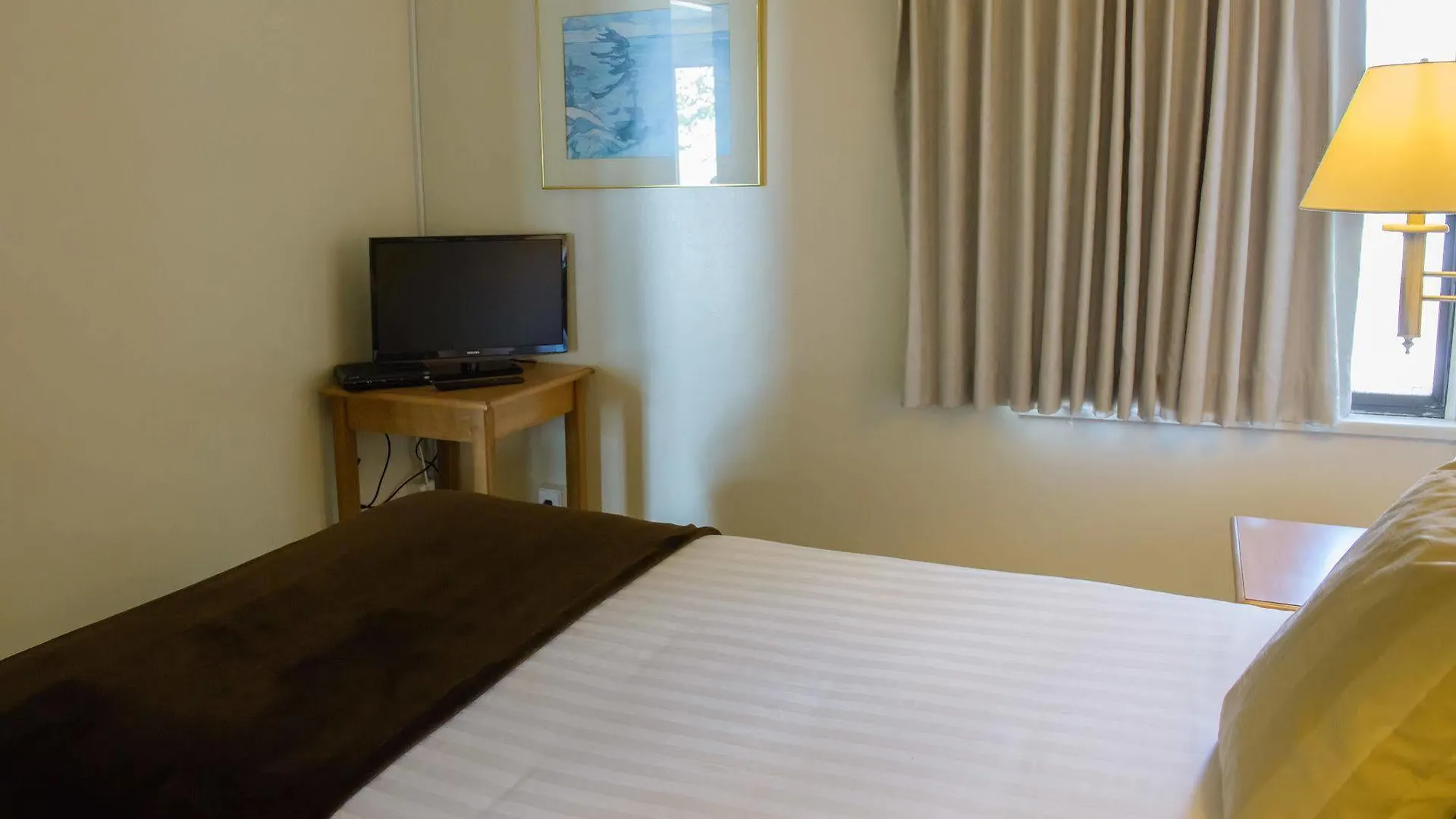 Hotel Sechelt Inn